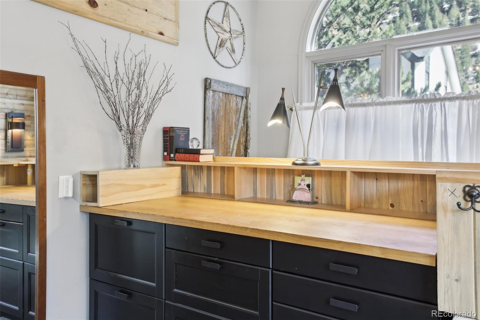 916 Griffith Street Georgetown, CO 80444 - Photo 24 of 44 Gallery Image 24