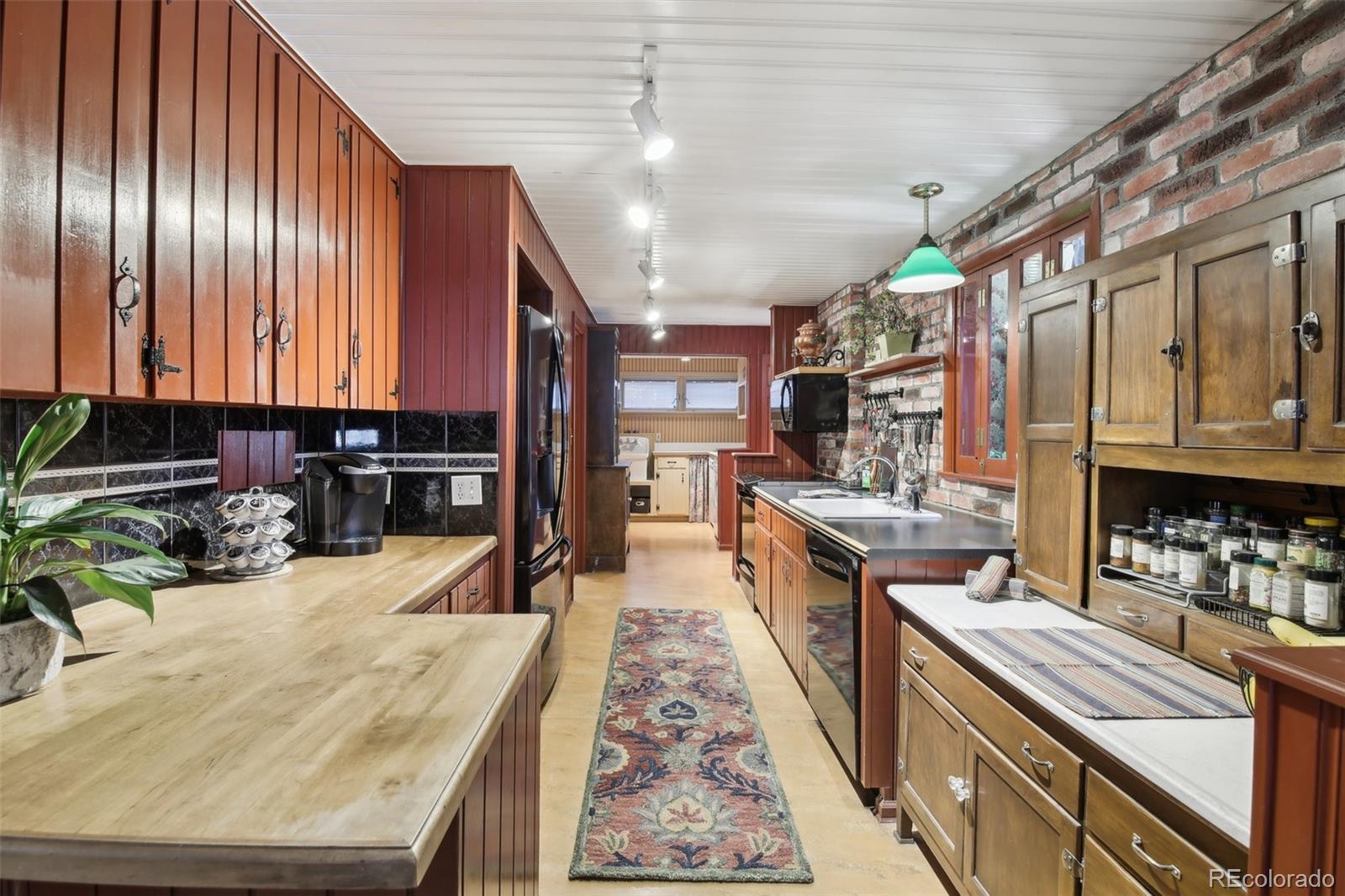 916 Griffith Street Georgetown, CO 80444 - Photo 9 of 44 Gallery Image 9