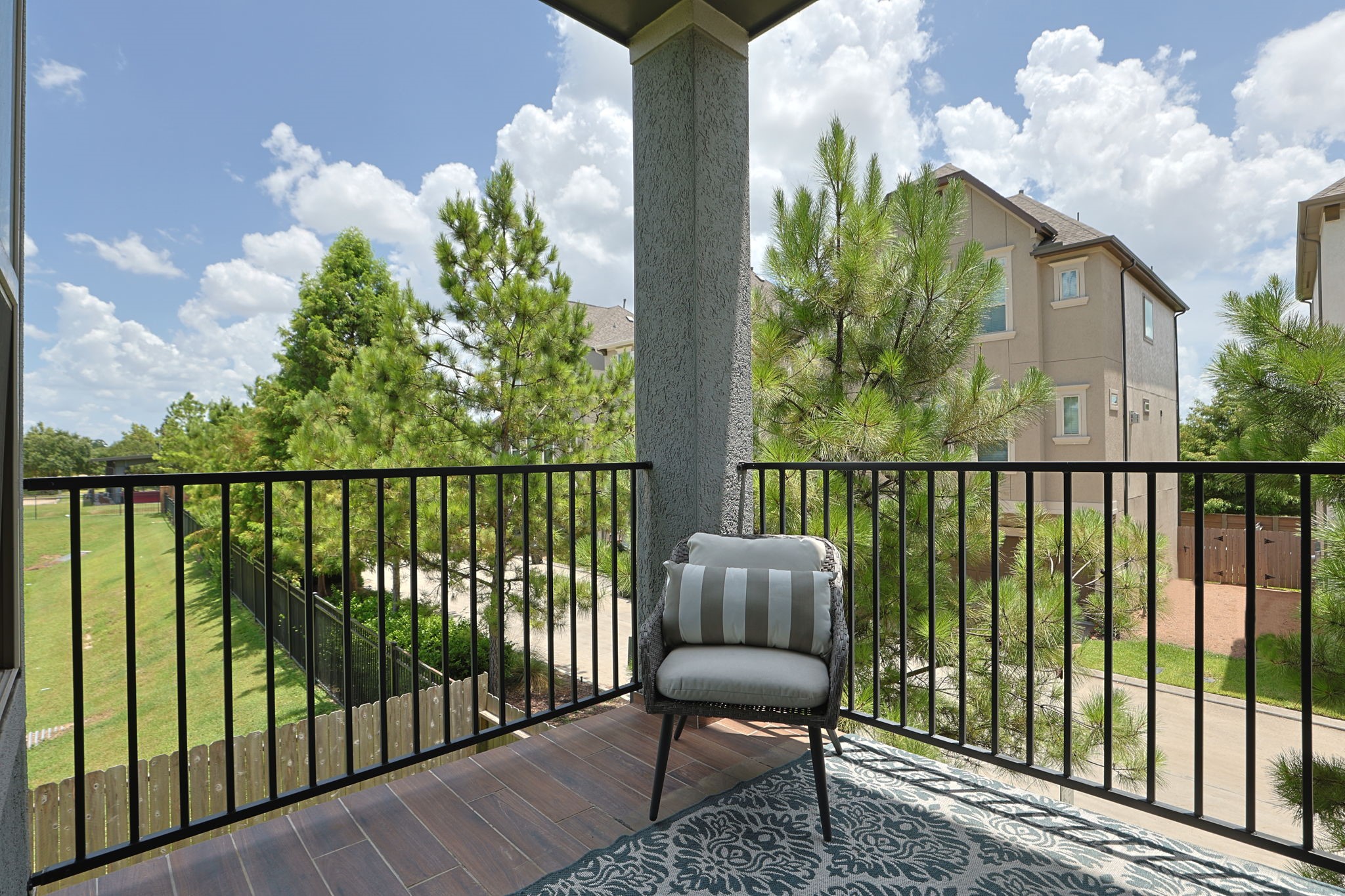 4004 Centre Meadow Way Houston, TX 77043 - Photo 20 of 33 Patio on 2nd floor overlooking the retention pond.