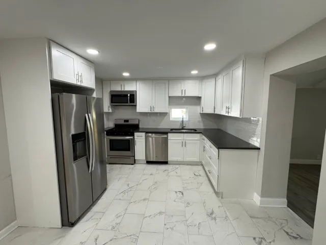 $395,000 | 54 Mionske Drive, Lake Zurich, IL 60047