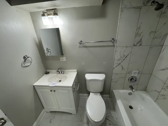 $395,000 | 54 Mionske Drive, Lake Zurich, IL 60047