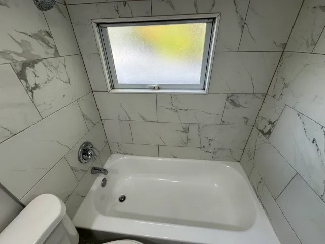 $395,000 | 54 Mionske Drive, Lake Zurich, IL 60047