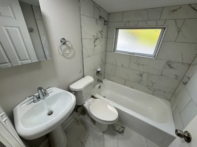 $395,000 | 54 Mionske Drive, Lake Zurich, IL 60047