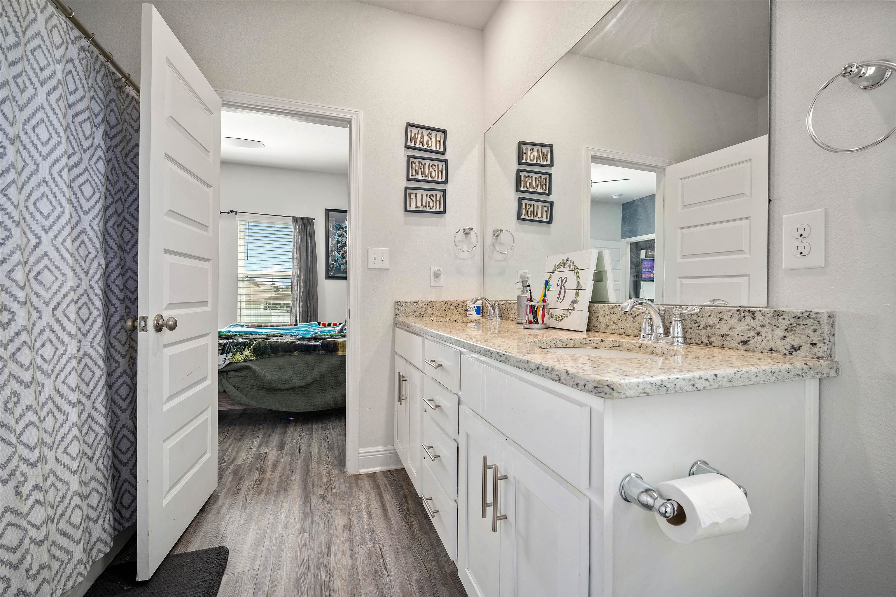 24341 Alydar Loop Daphne, AL 36526 - Photo 27 of 45 Bathroom