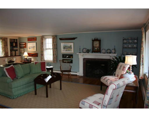 39 Zora Road Marion, MA 02738 - Photo 3 of 9 Gallery Image 3