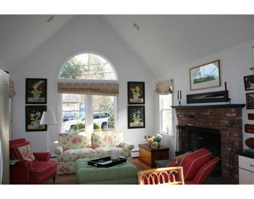 39 Zora Road Marion, MA 02738 - Photo 4 of 9 Gallery Image 4