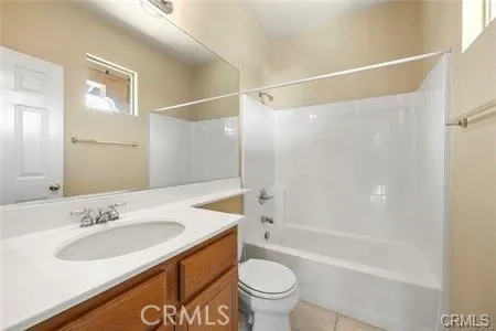 $3,825 | 4371 Gardenwood Lane, Riverside, CA 92505