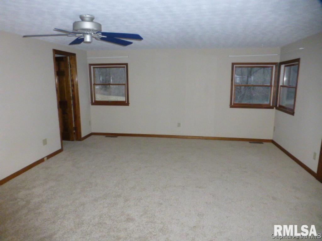 23 South Lake Road Lincoln, IL 62656 - Photo 16 of 22 Gallery Image 16