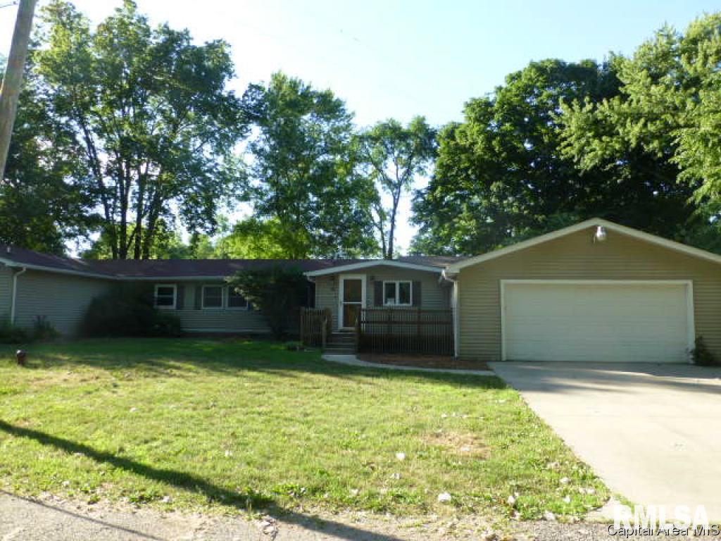 23 South Lake Road Lincoln, IL 62656 - Photo 2 of 22 Gallery Image 2