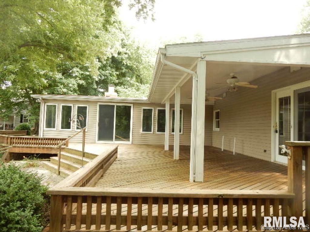 23 South Lake Road Lincoln, IL 62656 - Photo 3 of 22 Gallery Image 3