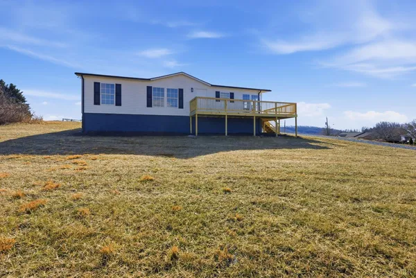 $199,900 | 55 Chestnut Mdws Drive, Martinsville, VA 24112