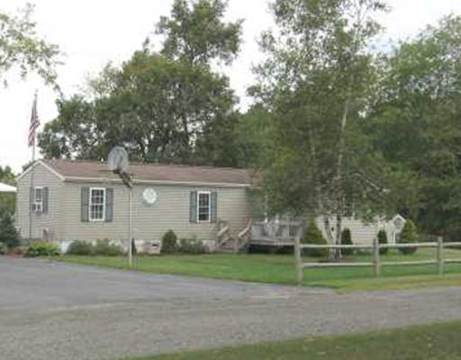42 McIntire Road Norridgewock, ME 04957 - Photo 1 of 17 Exterior Front.