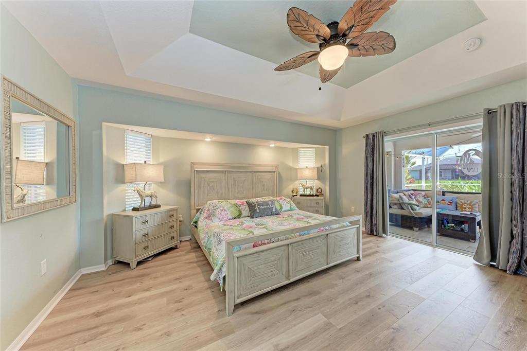 221 Fairway Road Rotonda West, FL 33947 - Photo 18 of 45