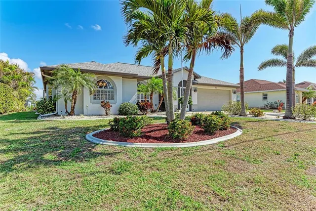 $529,900 | 221 Fairway Road, Rotonda West, FL 33947