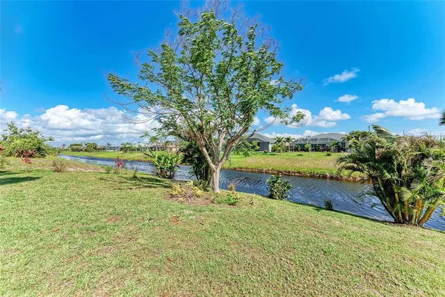 $529,900 | 221 Fairway Road, Rotonda West, FL 33947