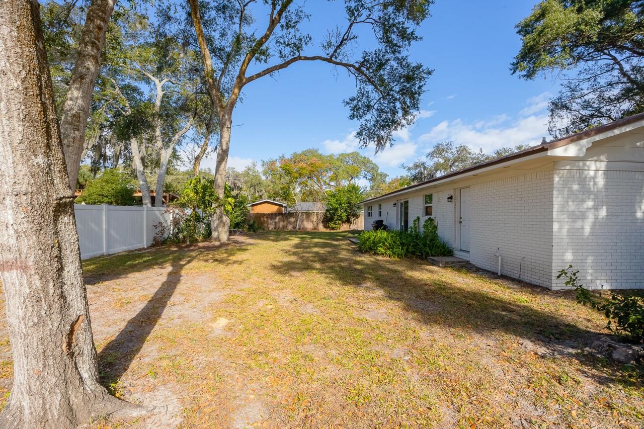 110 Queen Road St. Augustine, FL 32086 - Photo 23 of 37 a view of backyard of the house