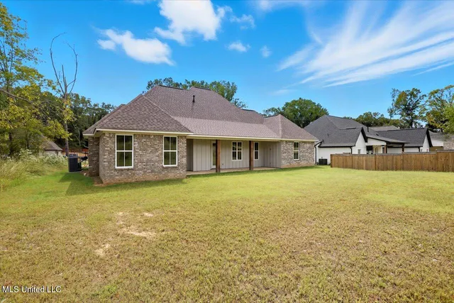 $465,000 | 118 Grayson Way, Madison, MS 39110
