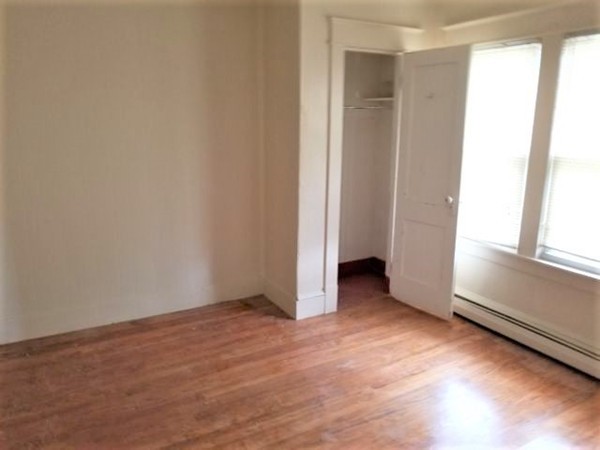 28-30 Cherrelyn Street Springfield, MA 01104 - Photo 13 of 16