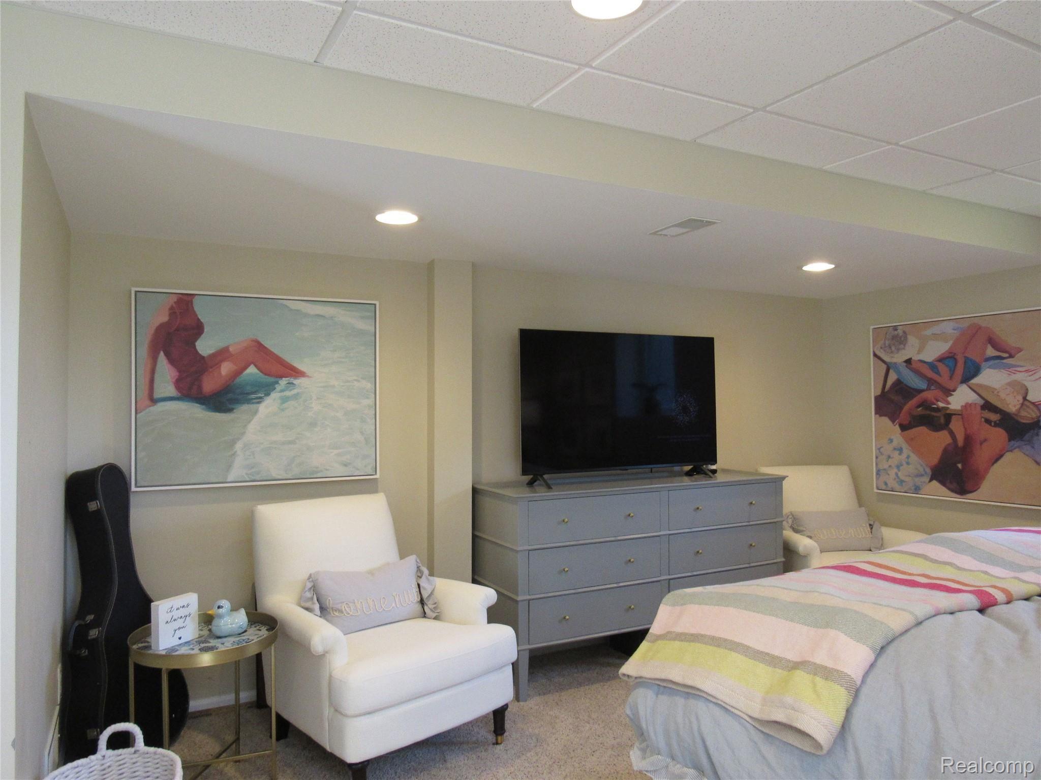 36228 Smithfield Road Farmington, MI 48335 - Photo 47 of 67 IMG_1047.JPG