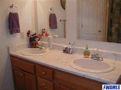 2810 Sanderling Road Fort Wayne, IN 46808 - Photo 4 of 8 Gallery Image 4