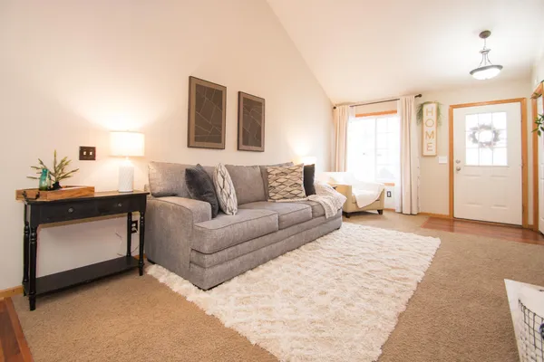 $239,900 | 10541 74th Street Northeast, Unit 2, Otsego, MN 55301
