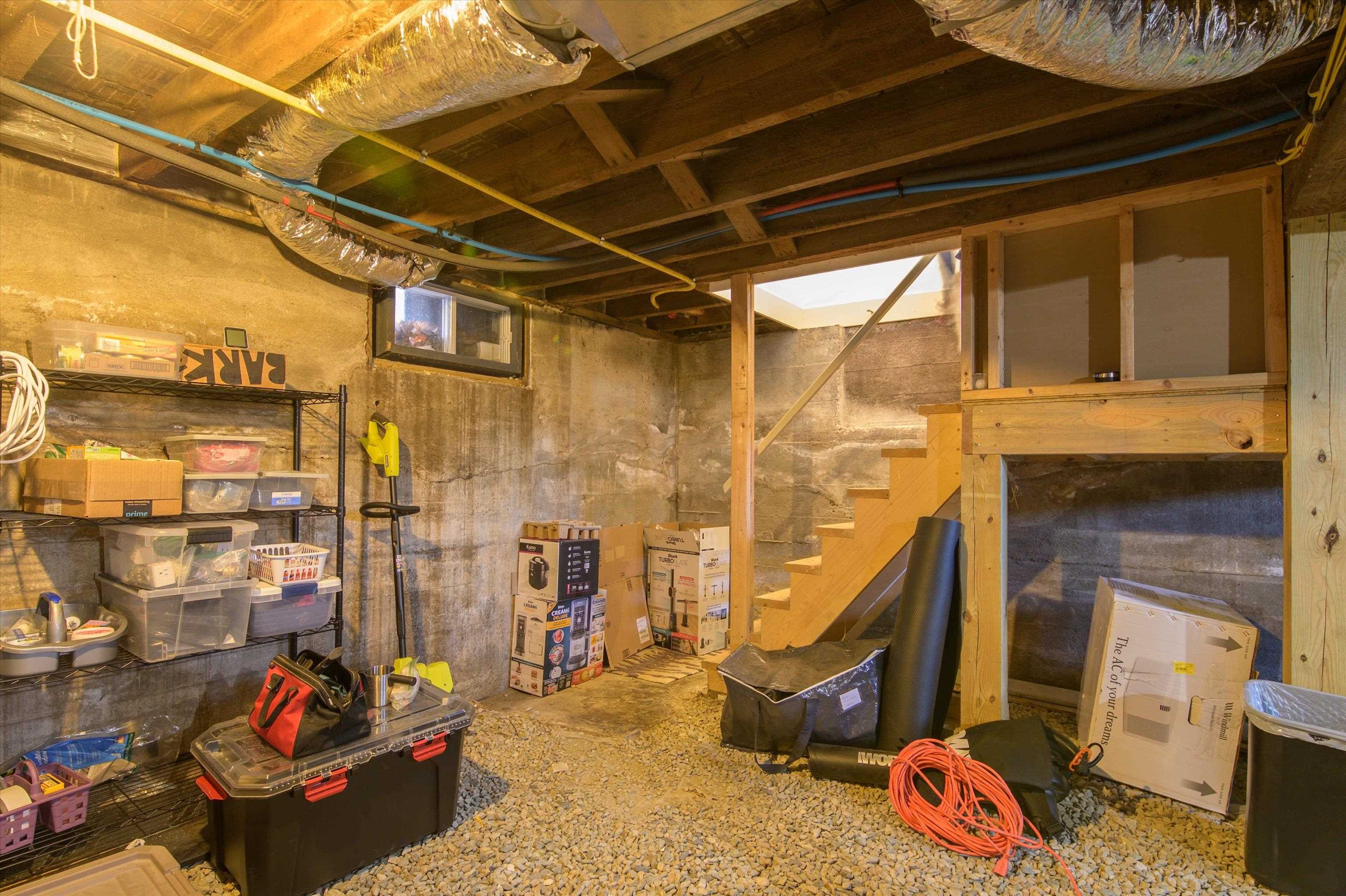 15 Grove Street Springfield, VT 05156 - Photo 31 of 34