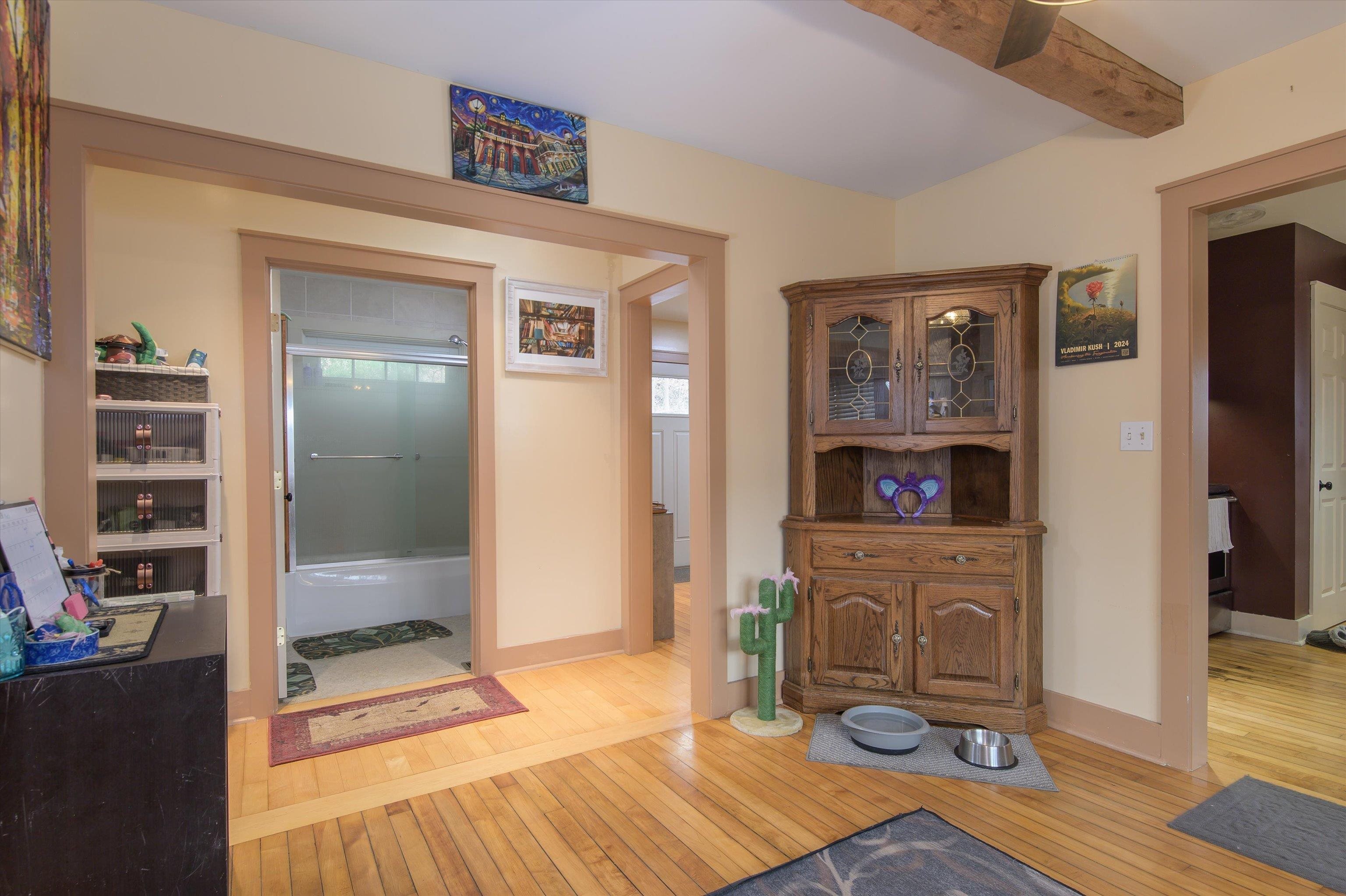 15 Grove Street Springfield, VT 05156 - Photo 8 of 34