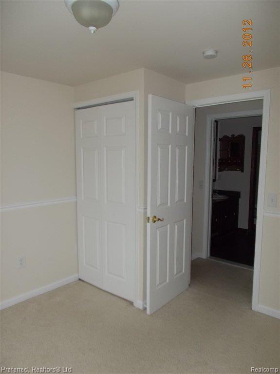 44025 Warren Road Canton, MI 48187 - Photo 20 of 24 Bed 3 Entry