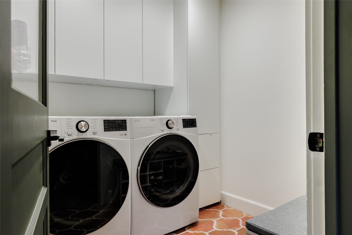 2613 East 2nd Street Austin, TX 78702 - Photo 16 of 30 a utility room with dryer and washer