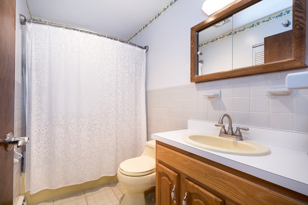 38 Davis Road Rockland, MA 02370 - Photo 12 of 19