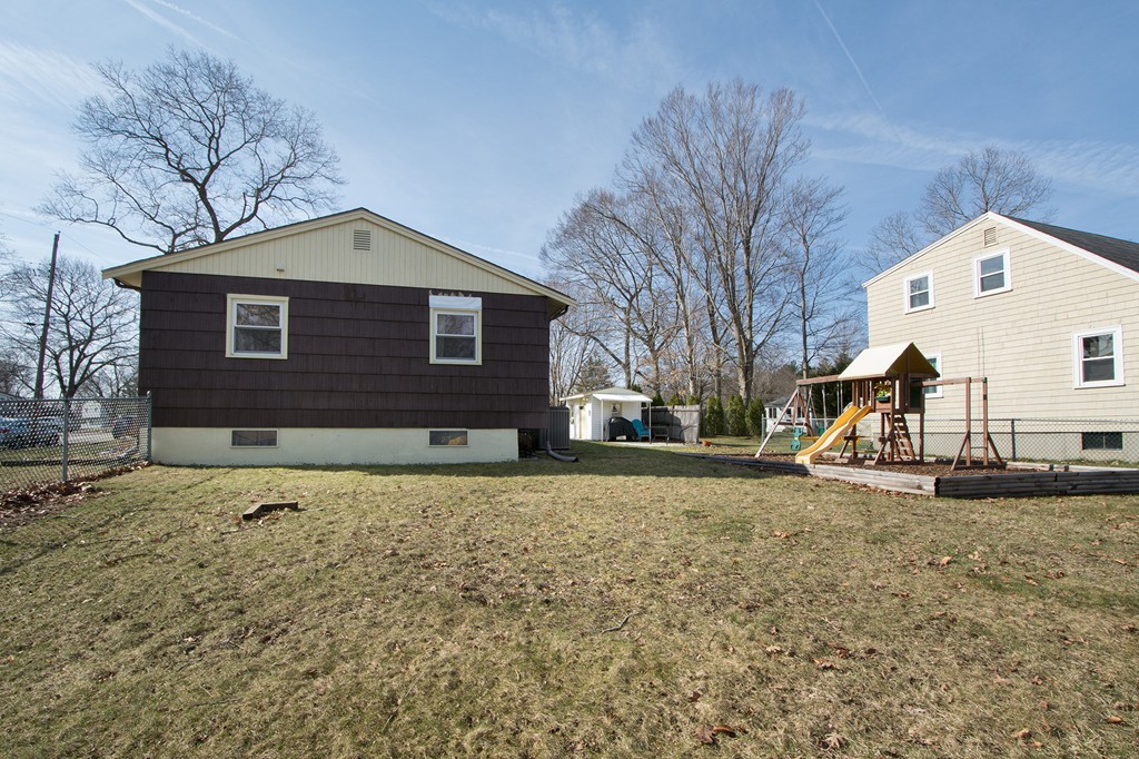 38 Davis Road Rockland, MA 02370 - Photo 18 of 19