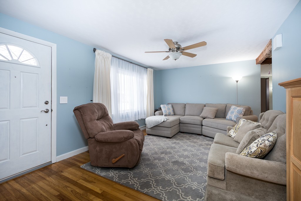 38 Davis Road Rockland, MA 02370 - Photo 2 of 19