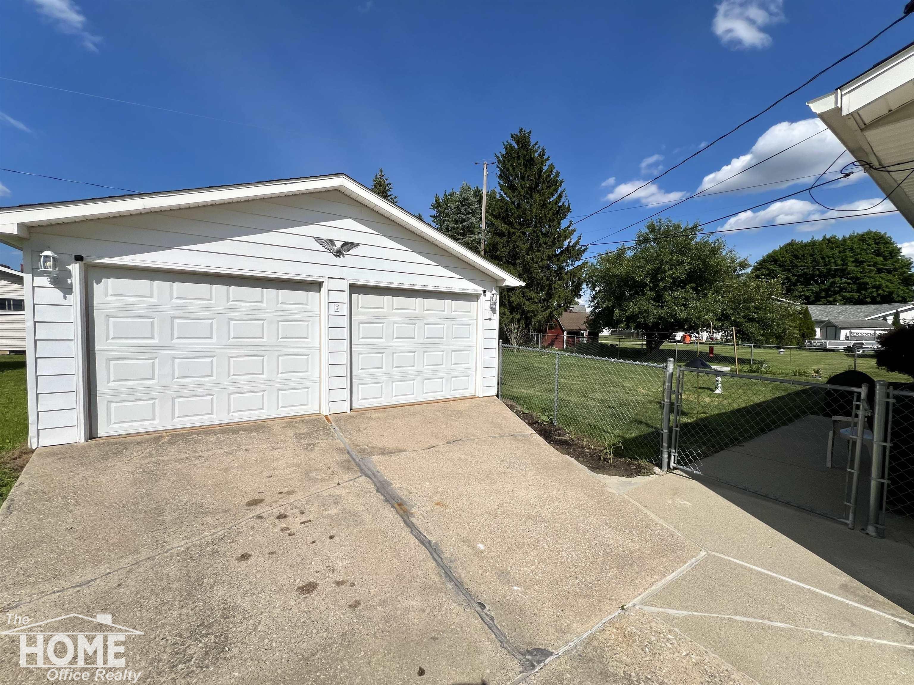 809 Moore Street Owosso, MI 48867 - Photo 26 of 43