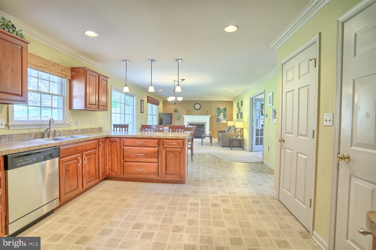 347 Big Spring Road Etters, PA 17319 - Photo 7 of 25 Gallery Image 7