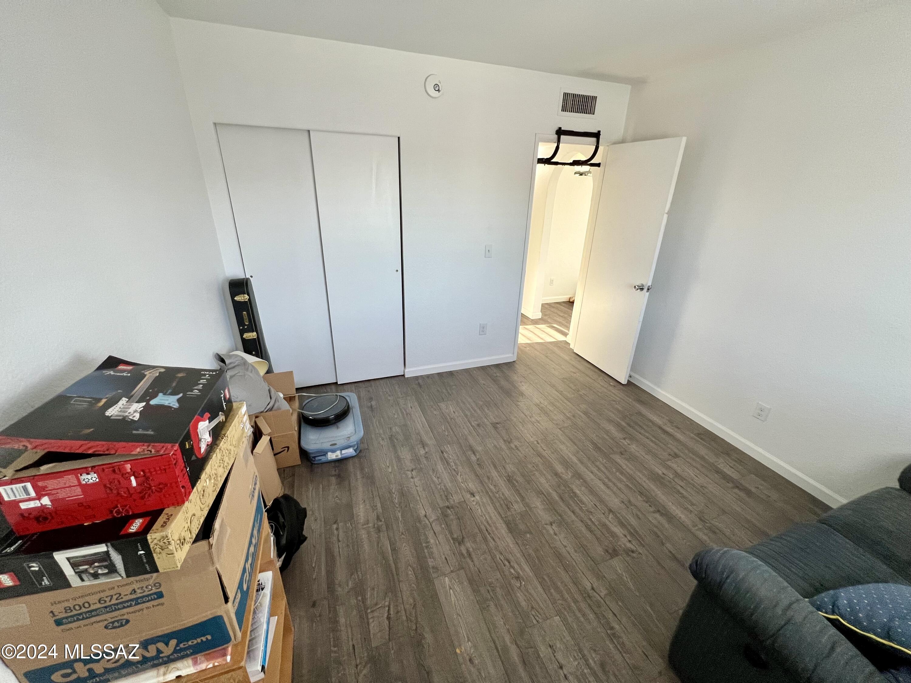 211 West Roger Road, Unit 14 Tucson, AZ 85705 - Photo 11 of 18