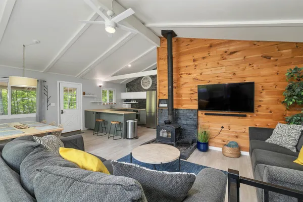 $465,000 | 8 Little Shore Drive, Madison, NH 03849