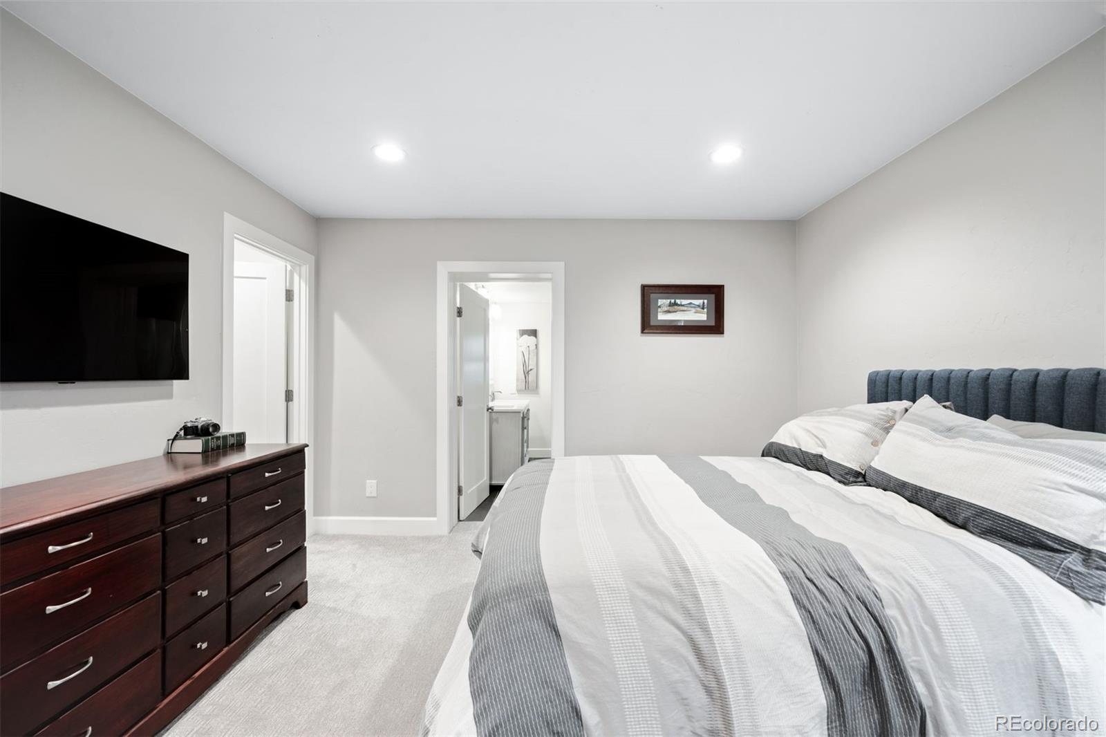 2201 Quitman Street Denver, CO 80212 - Photo 14 of 34