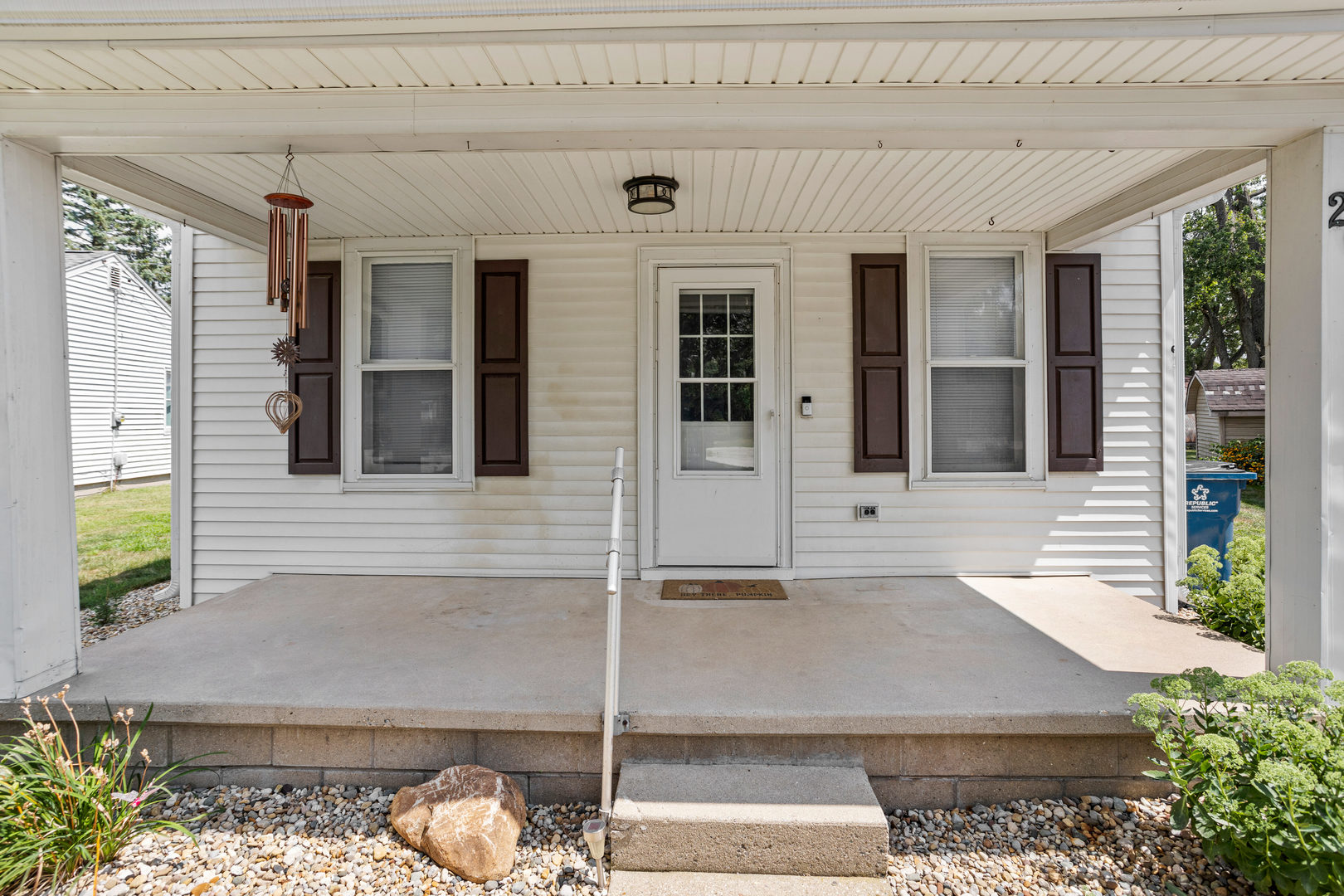 208 Monroe Street St. Joseph, IL 61873 - Photo 4 of 8