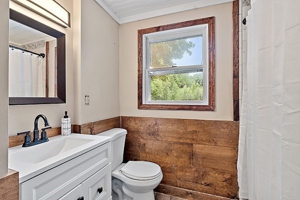 28 Holly Drive Gardner, MA 01440 - Photo 17 of 42