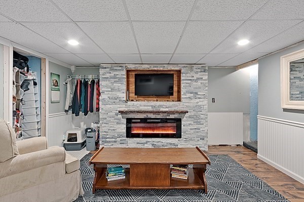 28 Holly Drive Gardner, MA 01440 - Photo 32 of 42