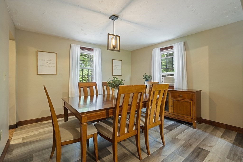 28 Holly Drive Gardner, MA 01440 - Photo 7 of 42