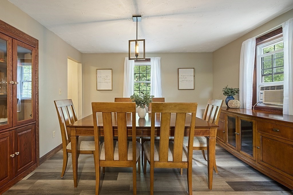 28 Holly Drive Gardner, MA 01440 - Photo 8 of 42