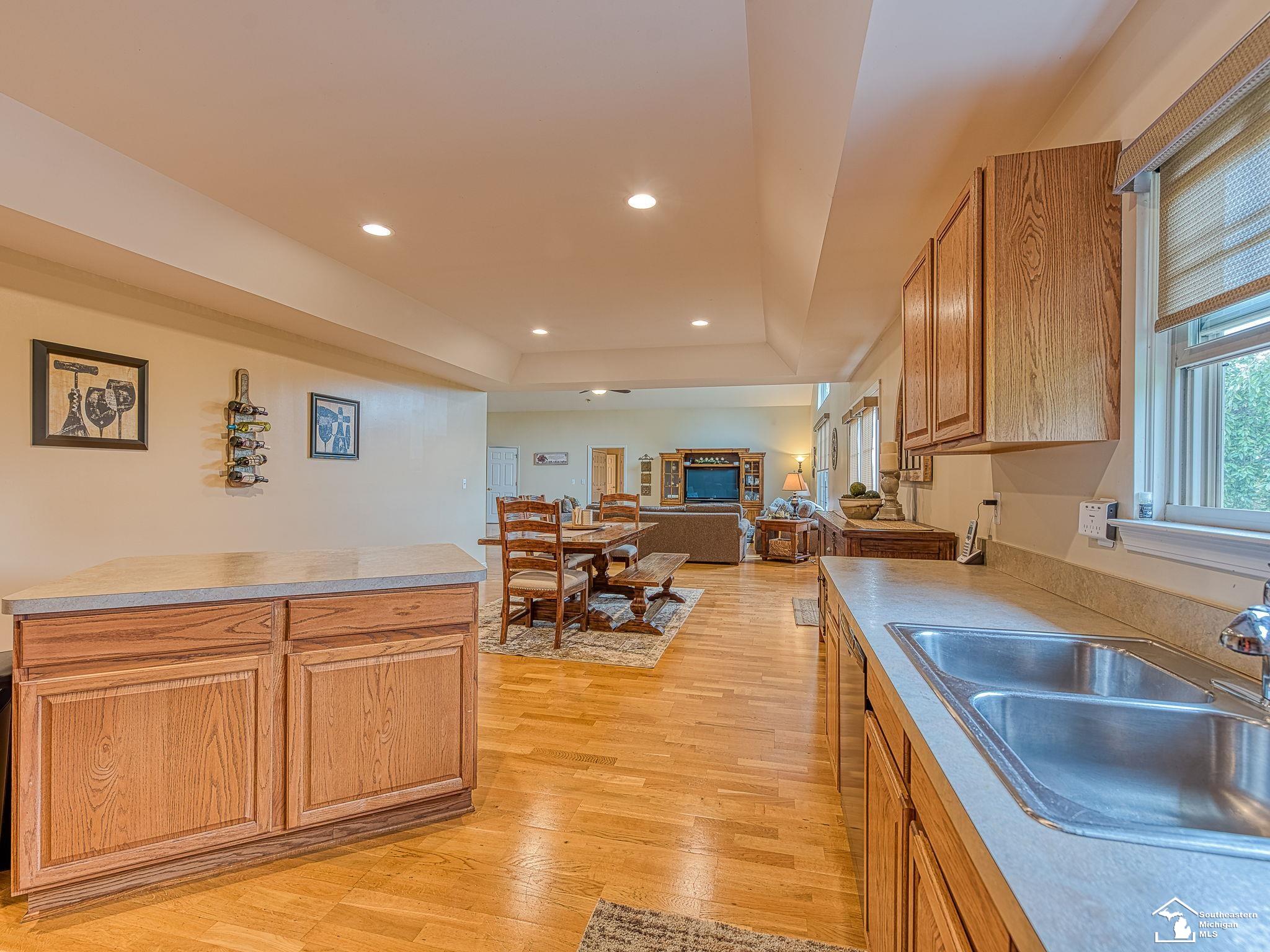 5267 Stadler Road Monroe, MI 48162 - Photo 4 of 47