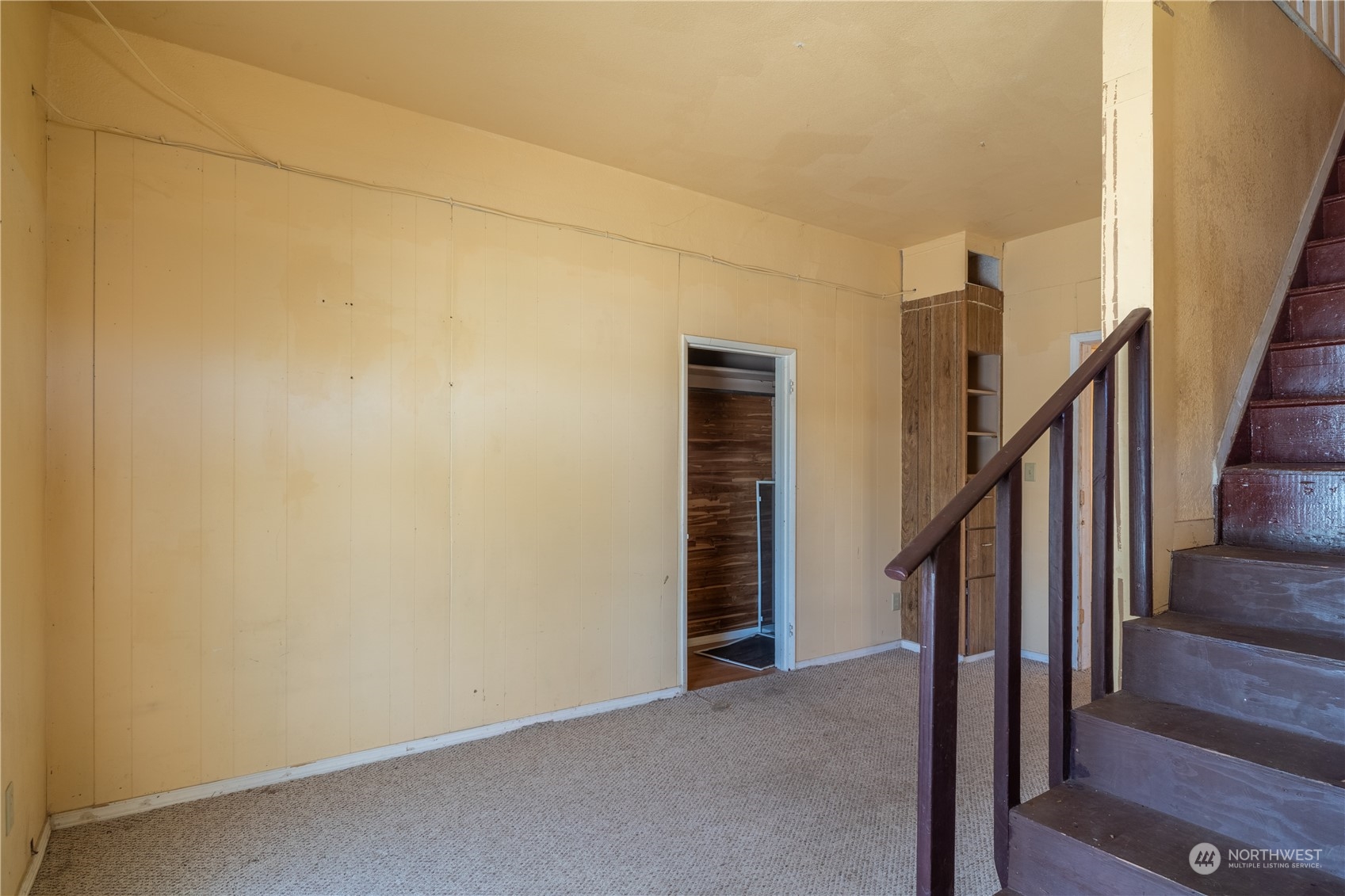 506 North I Street Lind, WA 99341 - Photo 17 of 40 a view of hallway with stairs