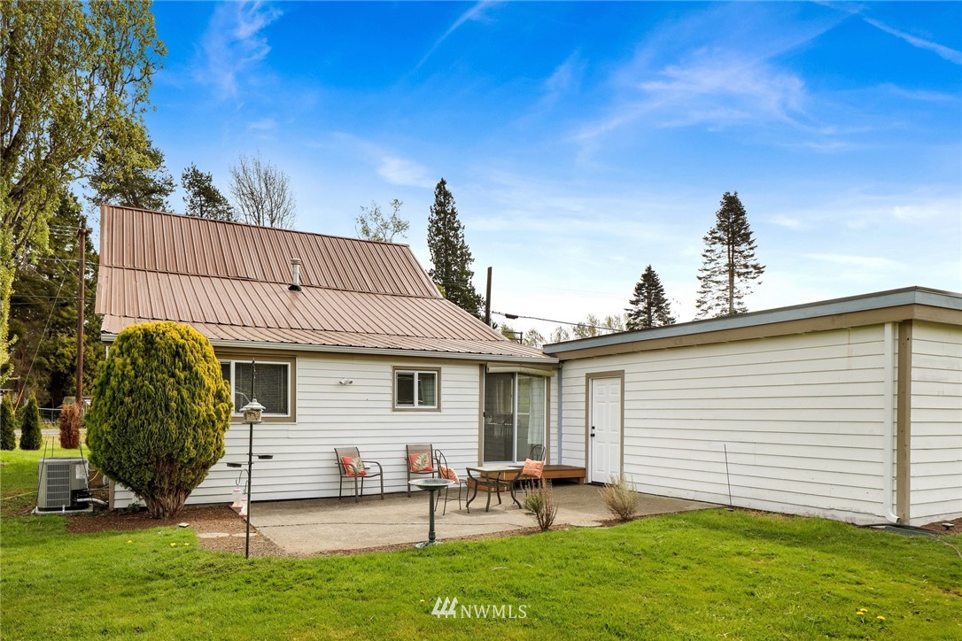 8507 Harborview Road Blaine, WA 98230 - Photo 3 of 36 Gallery Image 3