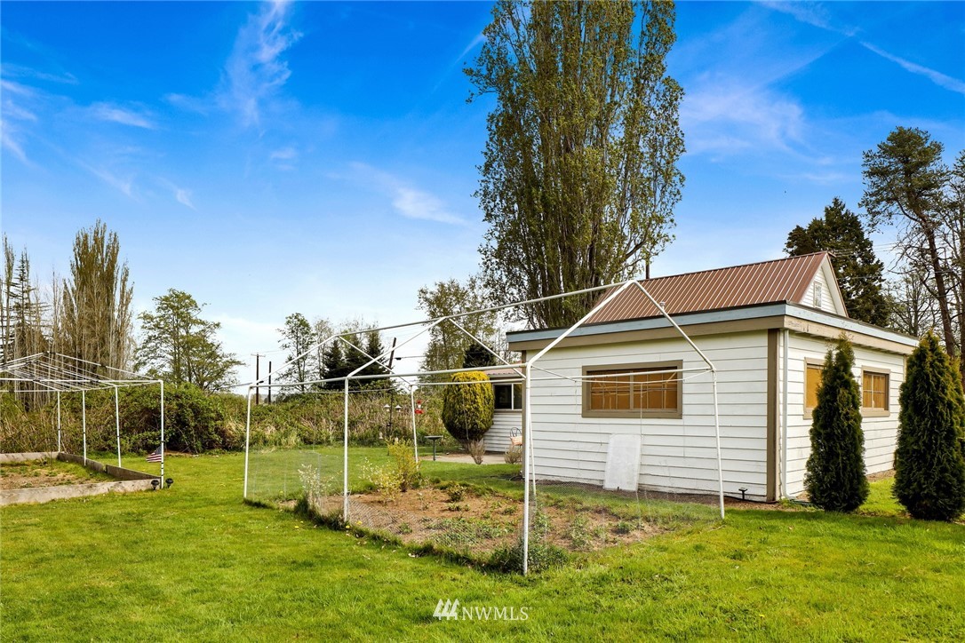 8507 Harborview Road Blaine, WA 98230 - Photo 4 of 36 Gallery Image 4