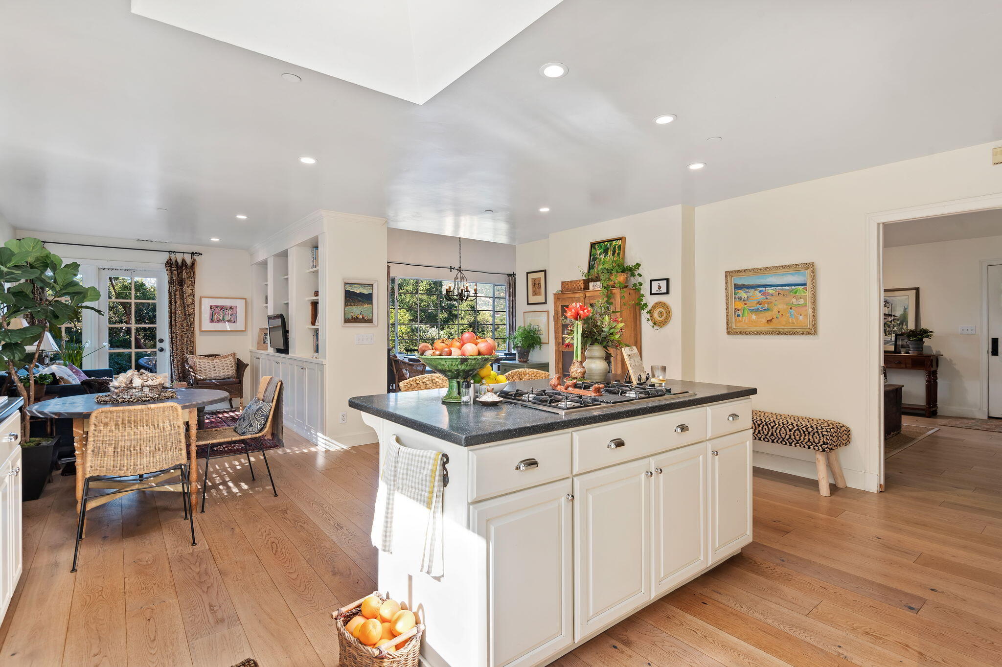 77 Crestview Lane Montecito, CA 93108 - Photo 14 of 44 14-web-or-mls-14 - Kitchen