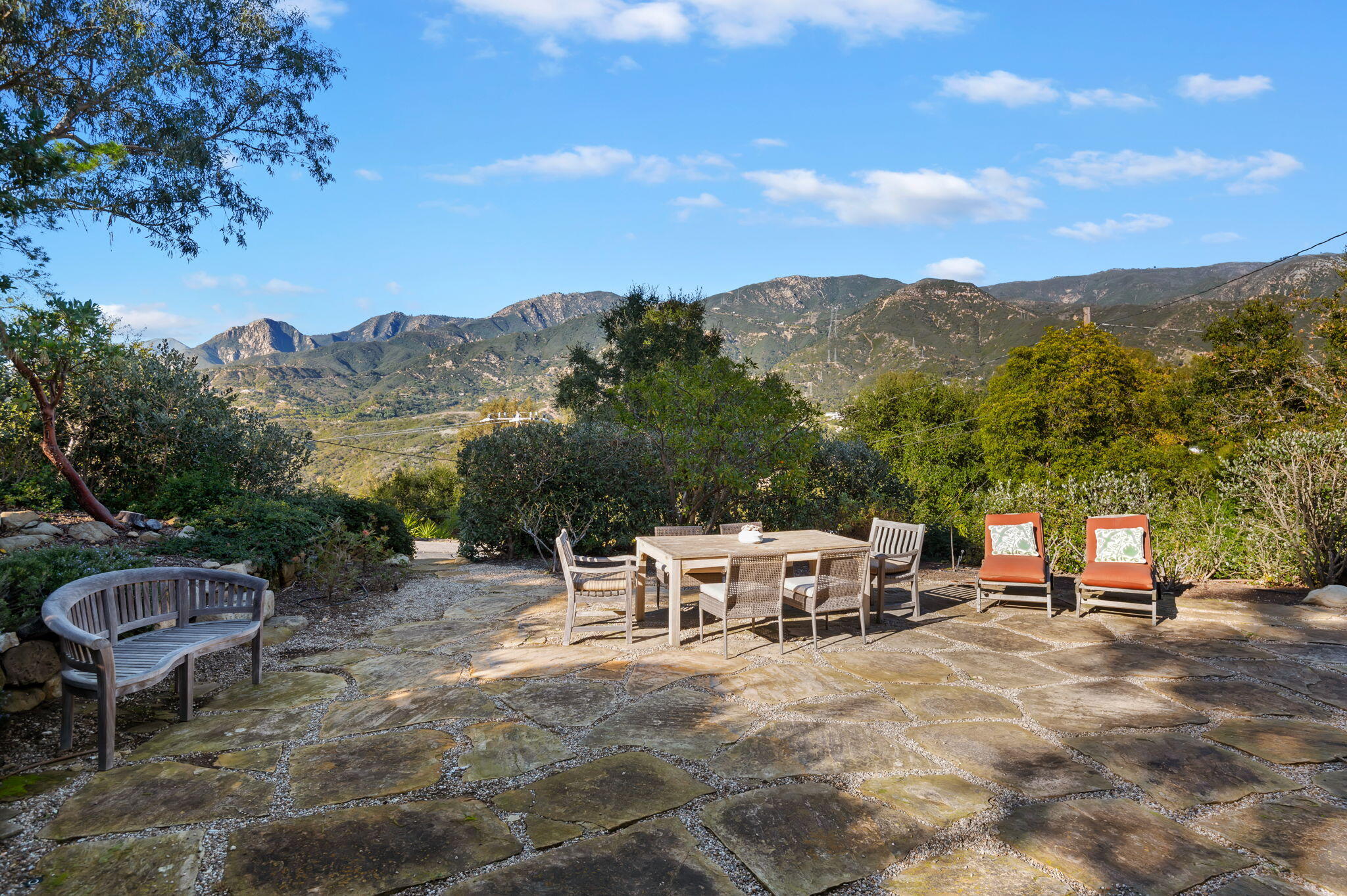 77 Crestview Lane Montecito, CA 93108 - Photo 18 of 44 18-web-or-mls-18 - Side Patio