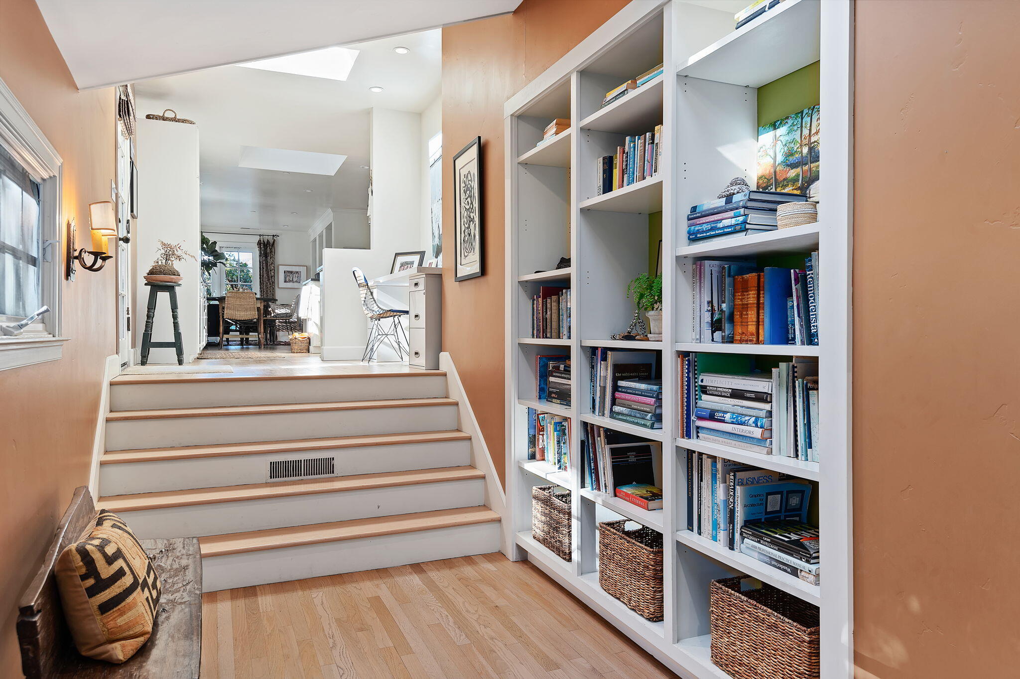 77 Crestview Lane Montecito, CA 93108 - Photo 20 of 44 20-web-or-mls-20 - Hallway