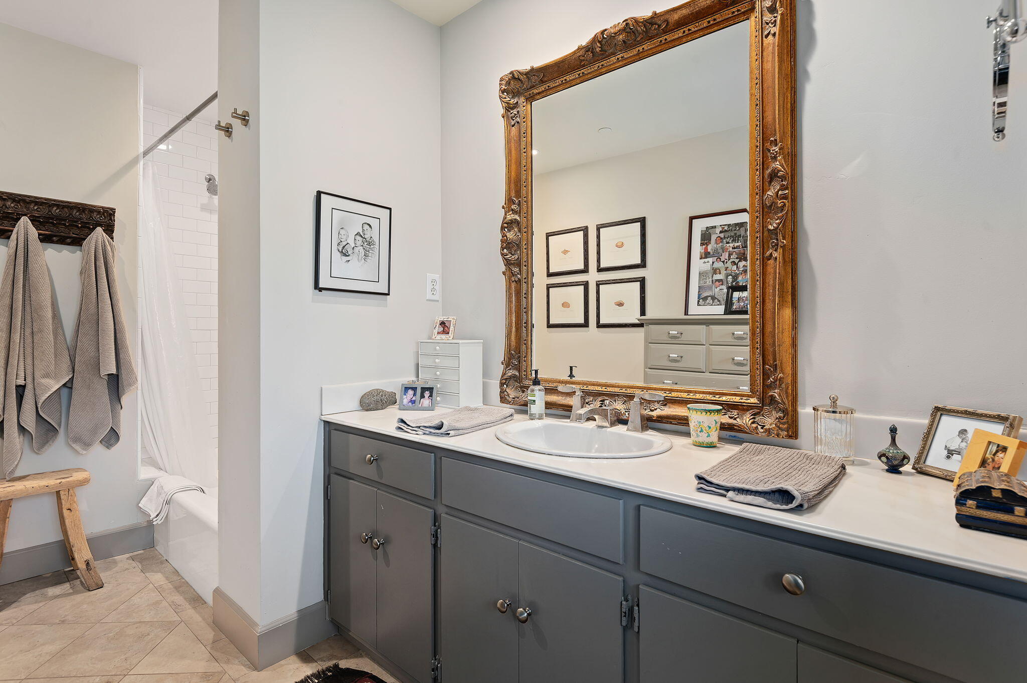 77 Crestview Lane Montecito, CA 93108 - Photo 24 of 44 24-web-or-mls-24 - Primary Bathroom